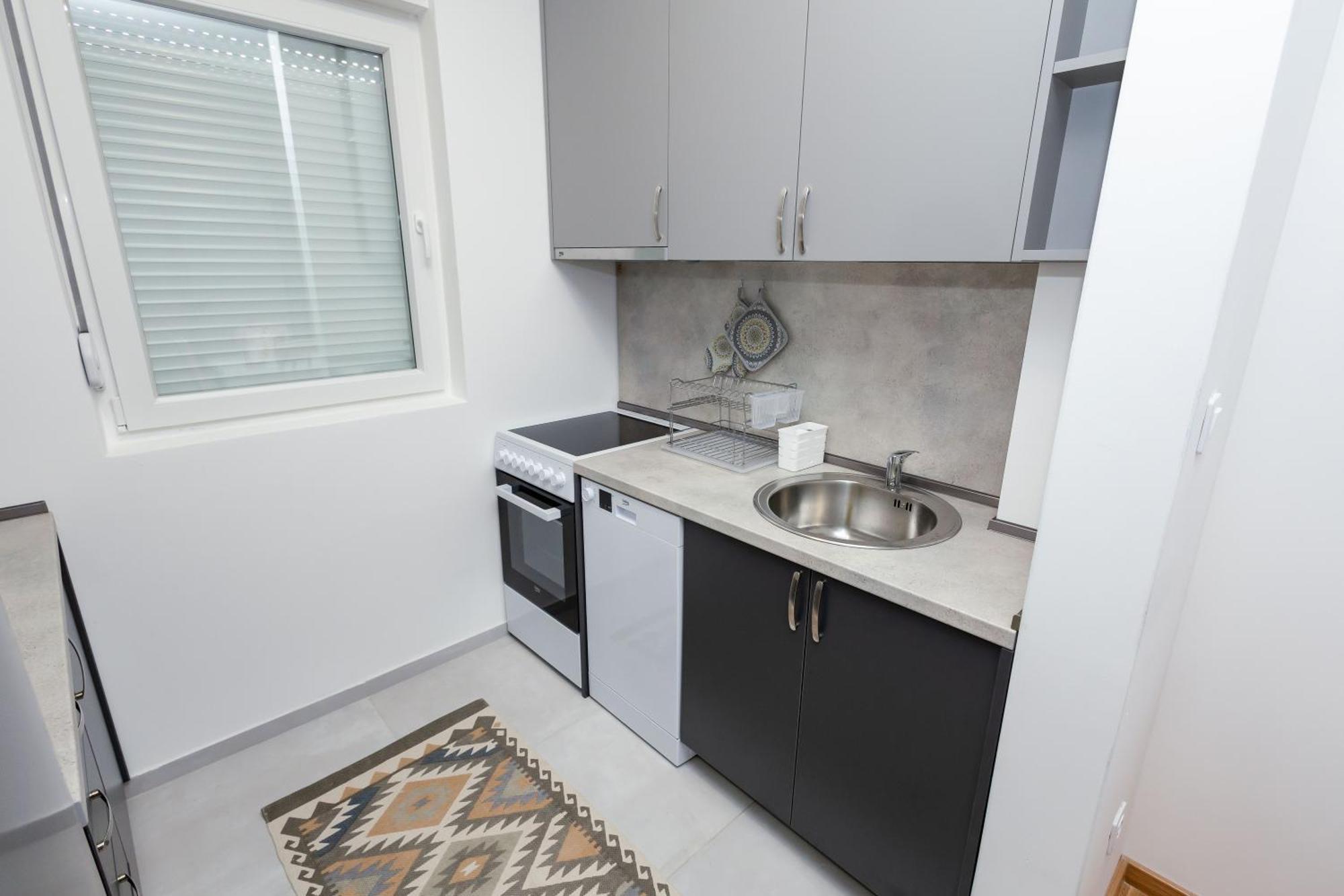 Elegant Escape Podgorica Apartment Luaran gambar