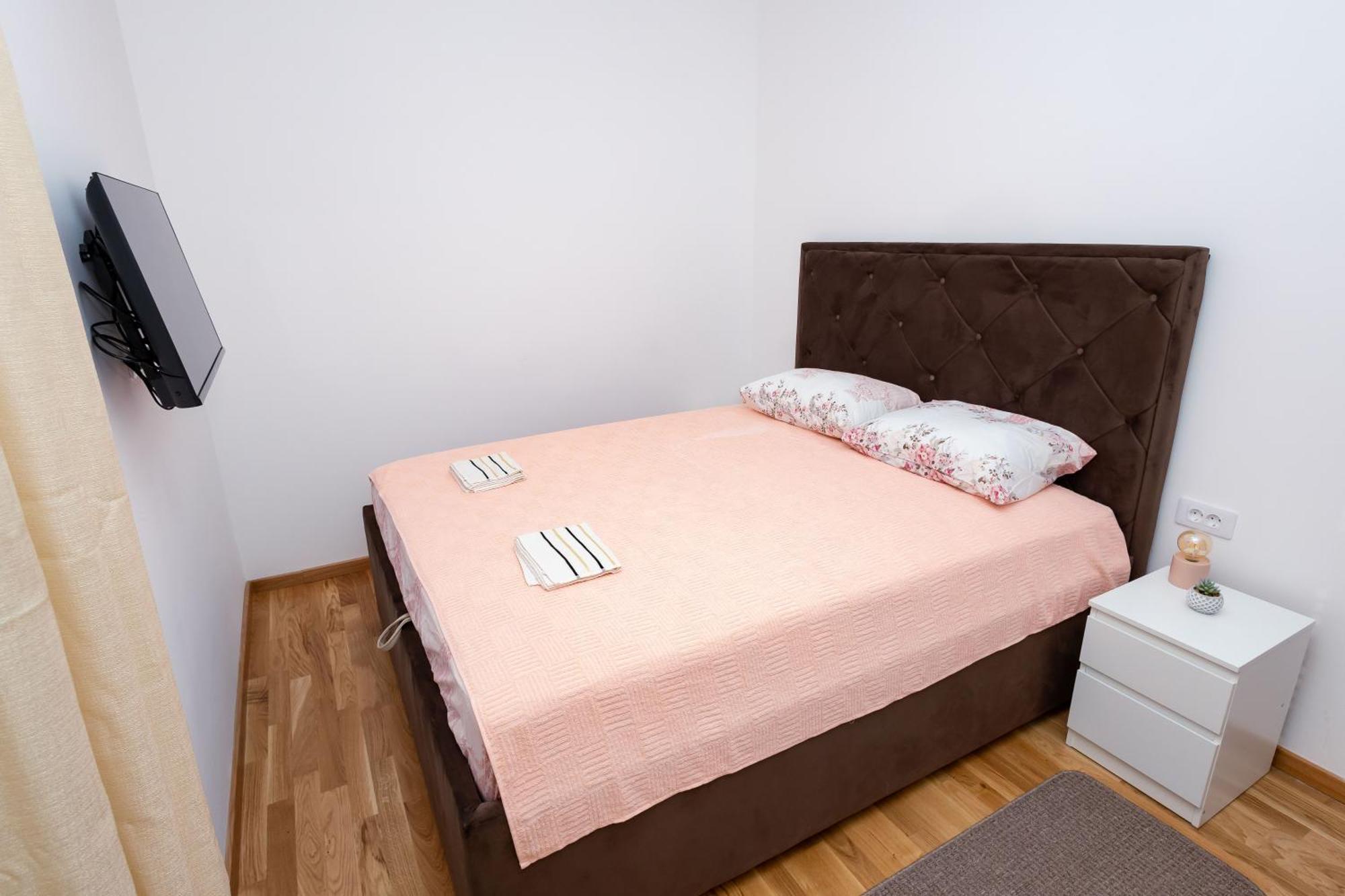 Elegant Escape Podgorica Apartment Luaran gambar
